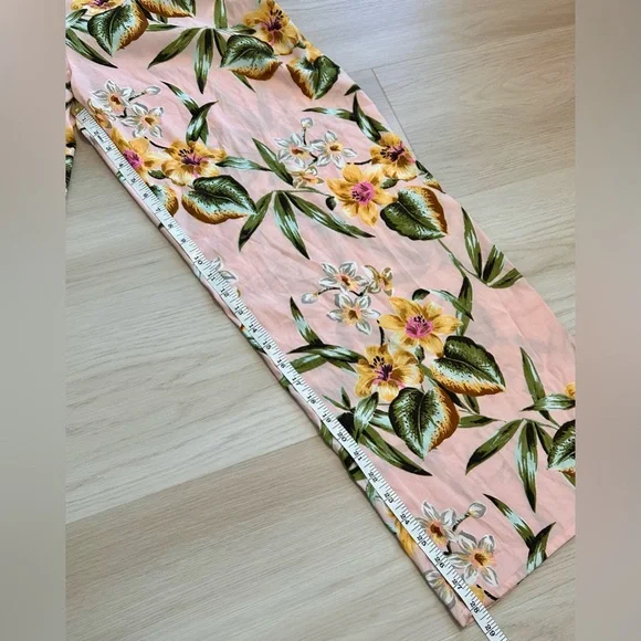 Band of Gypsies Pink Floral Wide-Leg Jumpsuit Adjustable Straps Smocked Back M - Picture 2 of 8